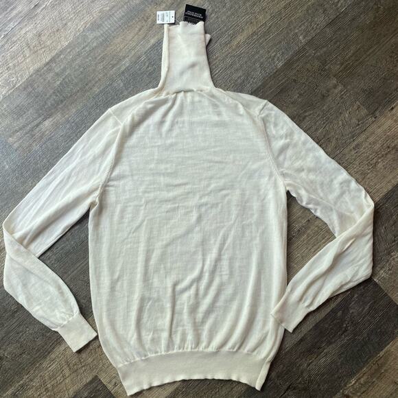 Jos.A Bank Traveler Merino Wool Sweater - Picture 6 of 9